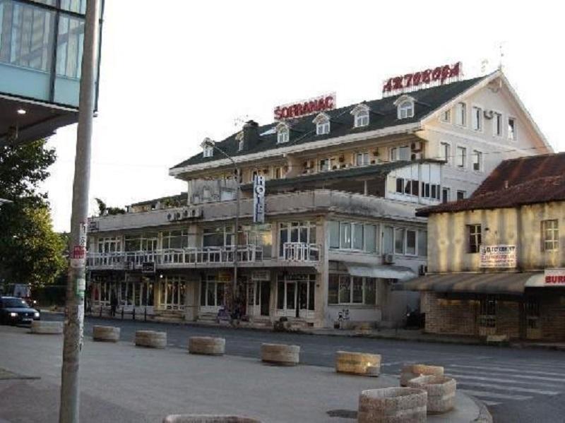 Hotel Bojatours Podgorica Extérieur photo